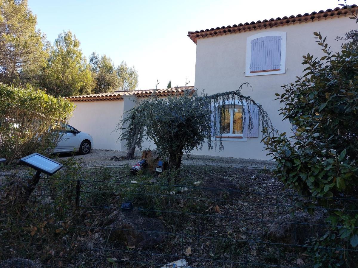 Suite 30 M2 Ideale Pour 2 Personnes Flassans-sur-Issole Εξωτερικό φωτογραφία