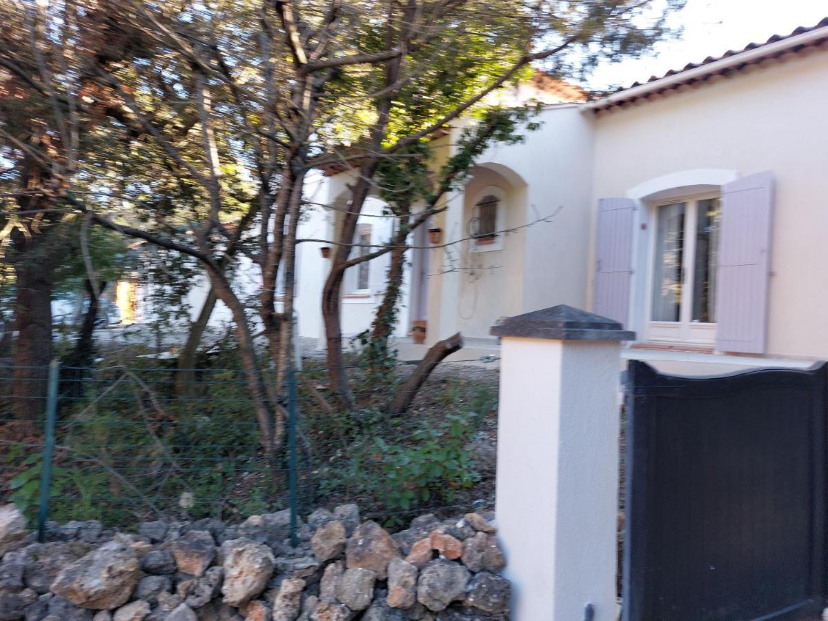 Suite 30 M2 Ideale Pour 2 Personnes Flassans-sur-Issole Εξωτερικό φωτογραφία
