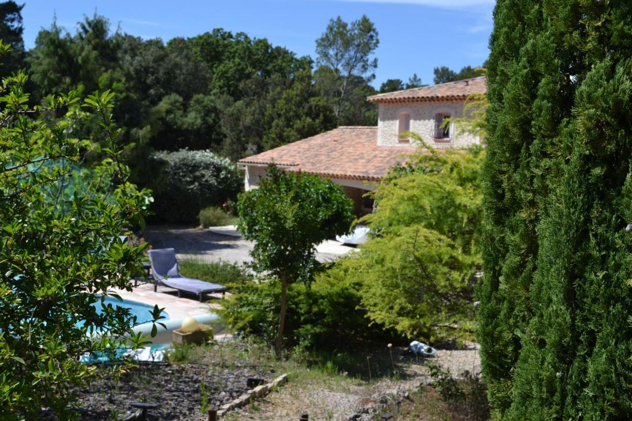 Suite 30 M2 Ideale Pour 2 Personnes Flassans-sur-Issole Εξωτερικό φωτογραφία