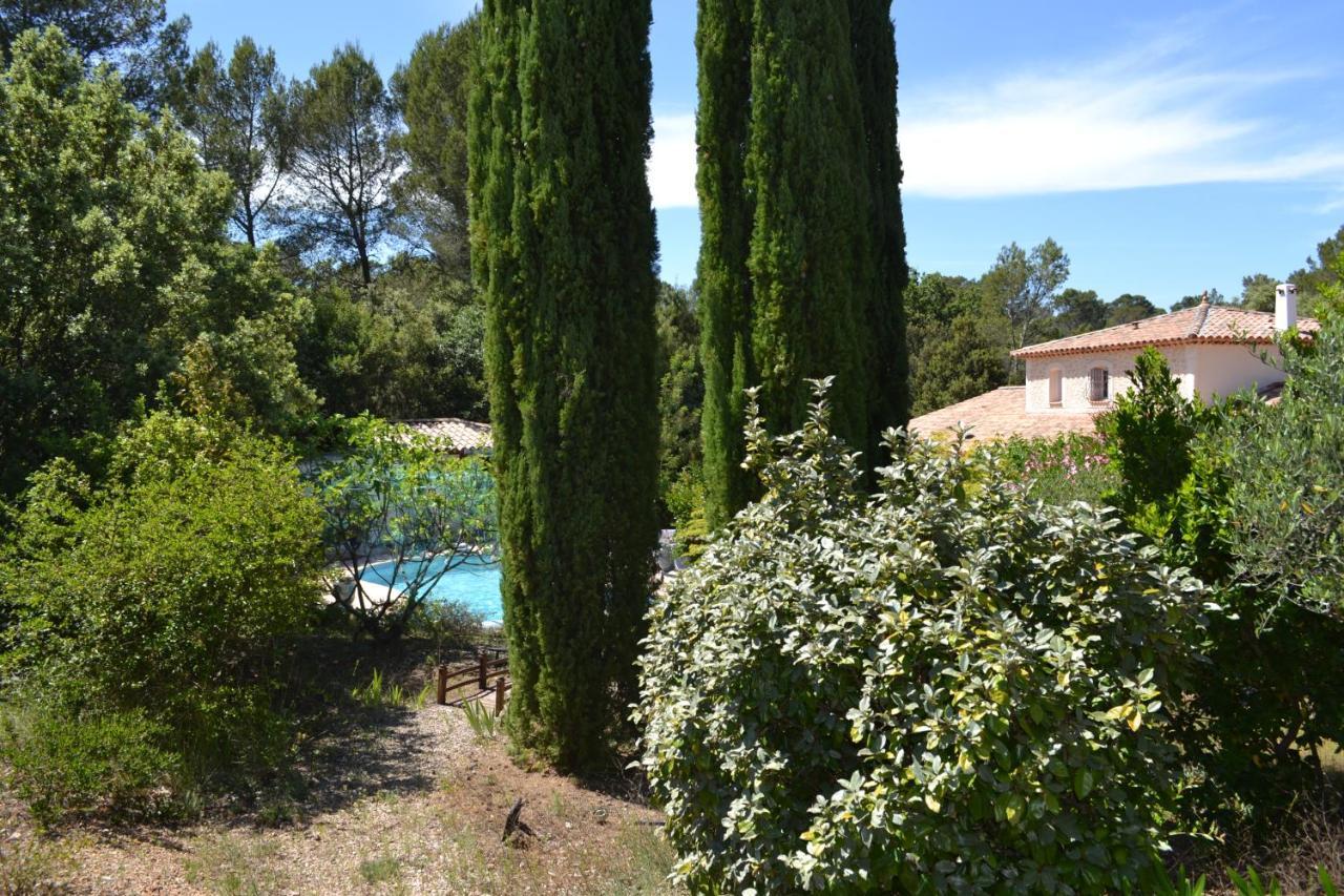 Suite 30 M2 Ideale Pour 2 Personnes Flassans-sur-Issole Εξωτερικό φωτογραφία