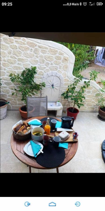 Suite 30 M2 Ideale Pour 2 Personnes Flassans-sur-Issole Εξωτερικό φωτογραφία